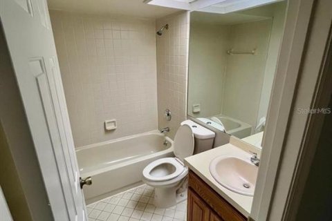 Touwnhouse à louer à Orlando, Floride: 3 chambres, 149.2 m2 № 2213046 - photo 12