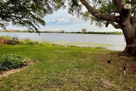 Touwnhouse à louer à Orlando, Floride: 3 chambres, 149.2 m2 № 2213046 - photo 20