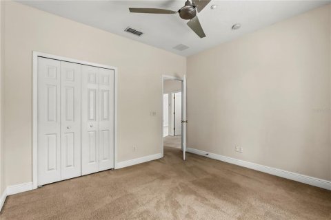 Casa en venta en Orlando, Florida, 4 dormitorios, 285.86 m2 № 1918058 - foto 24