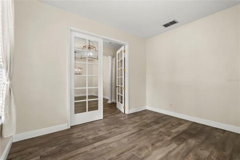 Casa en venta en Orlando, Florida, 4 dormitorios, 285.86 m2 № 1918058 - foto 22