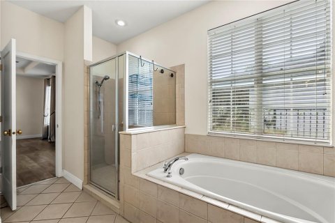 Casa en venta en Orlando, Florida, 4 dormitorios, 285.86 m2 № 1918058 - foto 9