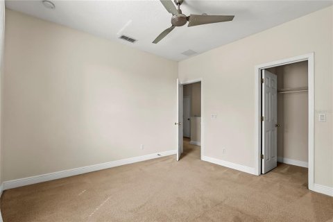 Casa en venta en Orlando, Florida, 4 dormitorios, 285.86 m2 № 1918058 - foto 30