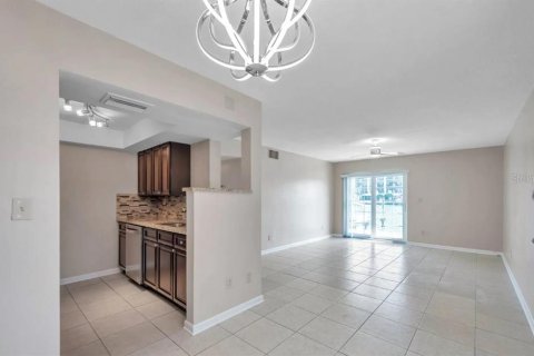 Commercial property in Clearwater, Florida 720.36 sq.m. № 2224395 - photo 2