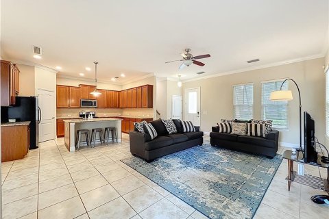 Villa ou maison à vendre à Orlando, Floride: 4 chambres, 193.52 m2 № 2141903 - photo 4