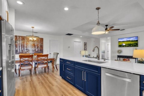 Villa ou maison à vendre à Punta Gorda, Floride: 2 chambres, 121.61 m2 № 2405256 - photo 15
