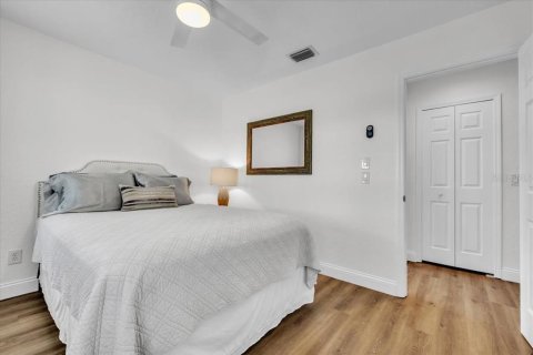 Villa ou maison à vendre à Punta Gorda, Floride: 2 chambres, 121.61 m2 № 2405256 - photo 28