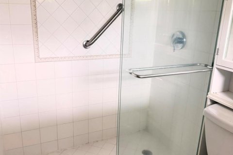 Condo in Tamarac, Florida, 1 bedroom № 2385378 - photo 9