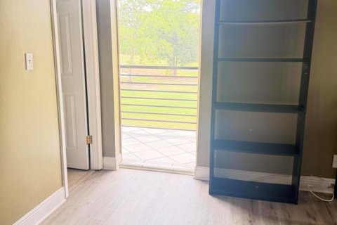 Condo in Tamarac, Florida, 1 bedroom № 2385378 - photo 7