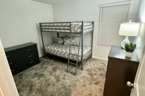 House in Eagle Lake, Florida 6 bedrooms, 186.55 sq.m. № 1795282 - photo 10