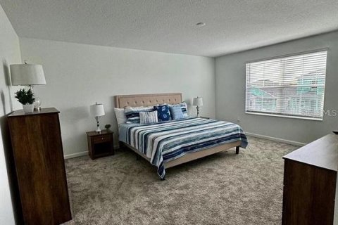 House in Eagle Lake, Florida 6 bedrooms, 186.55 sq.m. № 1795282 - photo 15