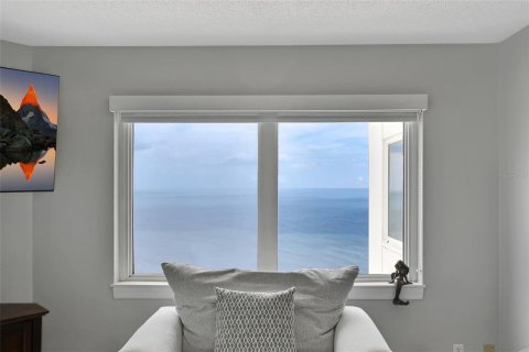 Condo in Daytona Beach Shores, Florida, 2 bedrooms  № 1855707 - photo 15