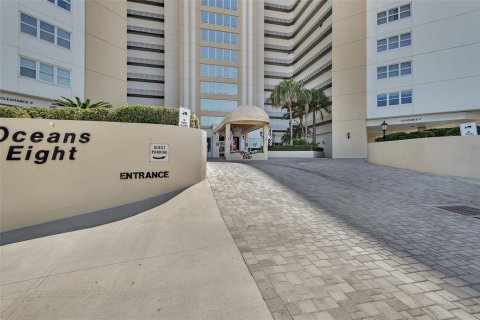 Condo in Daytona Beach Shores, Florida, 2 bedrooms  № 1855707 - photo 4
