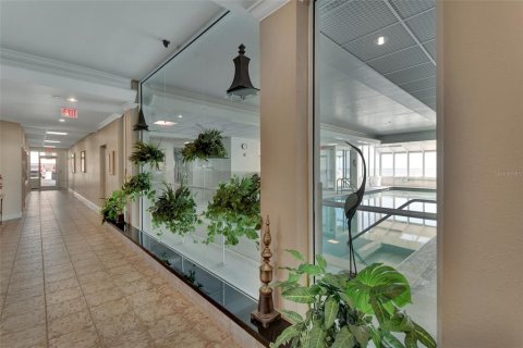 Condo in Daytona Beach Shores, Florida, 2 bedrooms  № 1855707 - photo 9
