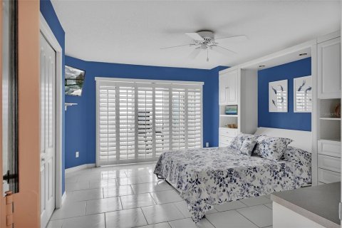 Condo in Daytona Beach Shores, Florida, 2 bedrooms  № 1855707 - photo 30