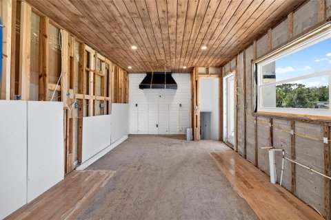 Casa en venta en Daytona Beach, Florida, 5 dormitorios, 248.61 m2 № 2316759 - foto 16