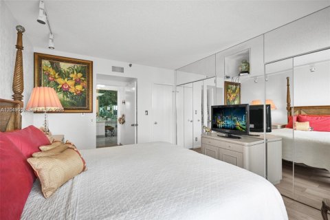Condo in Aventura, Florida, 1 bedroom № 2267906 - photo 26