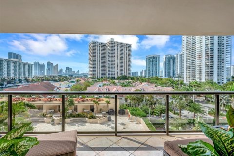 Condo in Aventura, Florida, 1 bedroom № 2267906 - photo 5