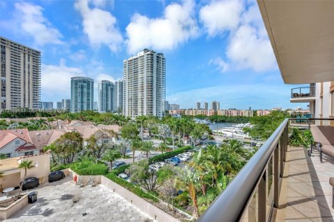 Condo in Aventura, Florida, 1 bedroom № 2267906 - photo 6