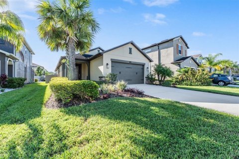 Casa en venta en Wesley Chapel, Florida, 3 dormitorios, 149.57 m2 № 1919626 - foto 2