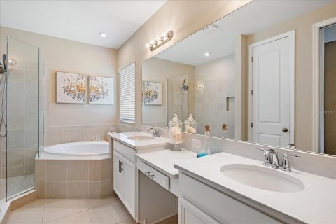 Casa en venta en Sarasota, Florida, 4 dormitorios, 309.74 m2 № 2212968 - foto 21