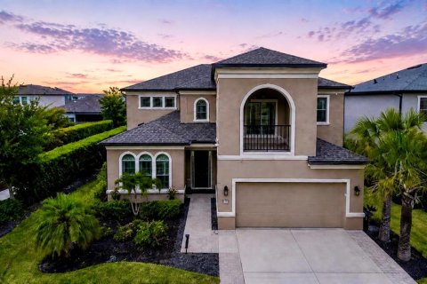House in Sarasota, Florida 4 bedrooms, 309.74 sq.m. № 2212968