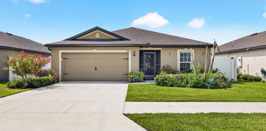Casa en St. Lucie, Florida 3 dormitorios, 130.99 m2 № 2168667