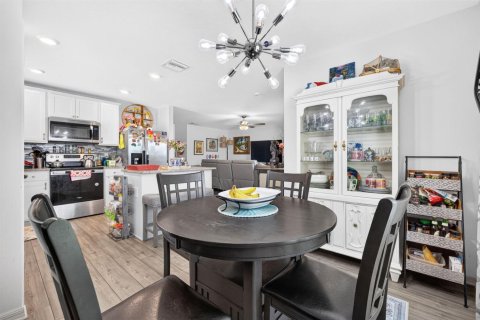 Casa en venta en St. Lucie, Florida, 3 dormitorios, 130.99 m2 № 2168667 - foto 15
