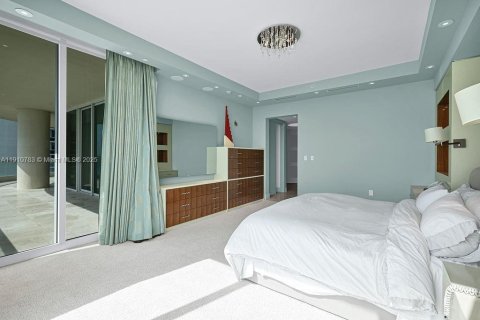 Купить кондоминиум в Санни-Айлс-Бич, Флорида 4 спальни, 346.99м2, № 1965974 - фото 14