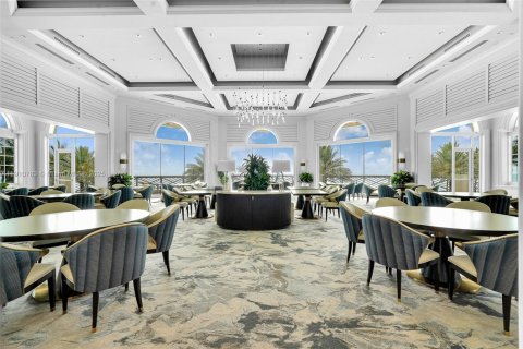 Купить кондоминиум в Санни-Айлс-Бич, Флорида 4 спальни, 346.99м2, № 1965974 - фото 21