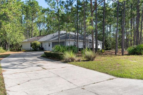 House in Beverly Hills, Florida 3 bedrooms, 242.38 sq.m. № 1909554 - photo 3