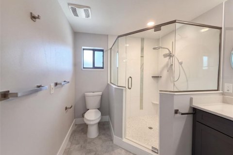 Casa en venta en Altamonte Springs, Florida, 4 dormitorios, 288 m2 № 2384289 - foto 11