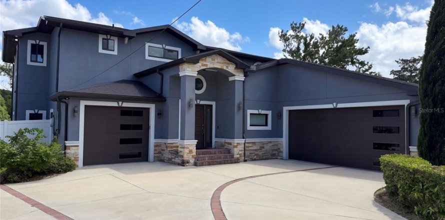 Casa en Altamonte Springs, Florida 4 dormitorios, 288 m2 № 2384289