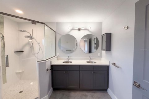 Casa en venta en Altamonte Springs, Florida, 4 dormitorios, 288 m2 № 2384289 - foto 12