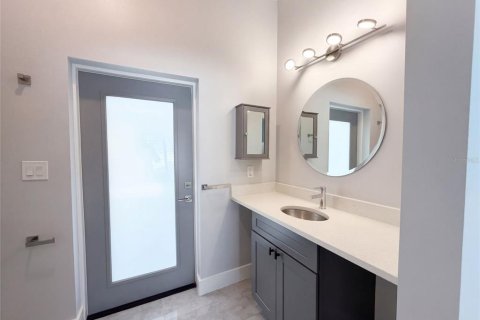 Casa en venta en Altamonte Springs, Florida, 4 dormitorios, 288 m2 № 2384289 - foto 14