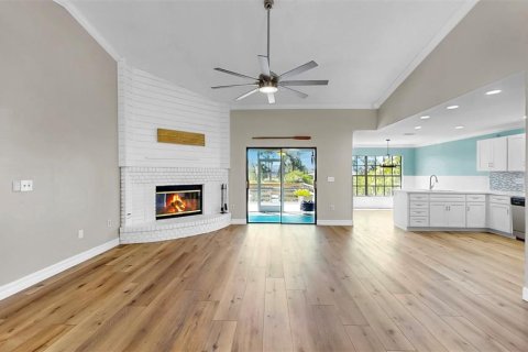 House in Apollo Beach, Florida 4 bedrooms, 201.88 sq.m. № 1849795 - photo 6