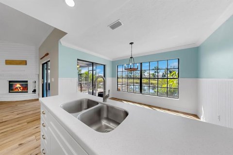 House in Apollo Beach, Florida 4 bedrooms, 201.88 sq.m. № 1849795 - photo 20