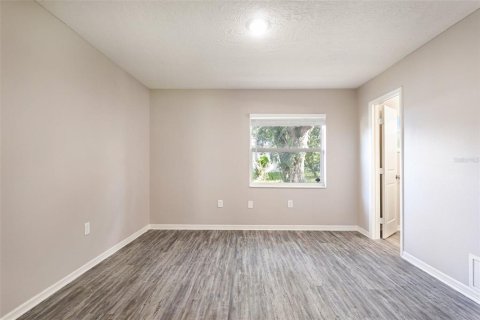 Casa en venta en Winter Haven, Florida, 4 dormitorios, 185.9 m2 № 1918785 - foto 19
