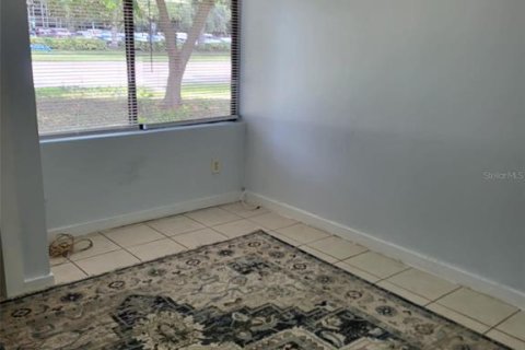 Villa ou maison à vendre à Saint Petersburg, Floride: 3 chambres, 107.4 m2 № 2393940 - photo 6