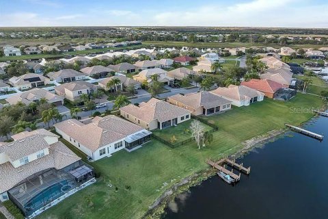 Casa en alquiler en Kissimmee, Florida, 4 dormitorios, 227.8 m2 № 1771487 - foto 8