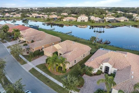 Casa en alquiler en Kissimmee, Florida, 4 dormitorios, 227.8 m2 № 1771487 - foto 9