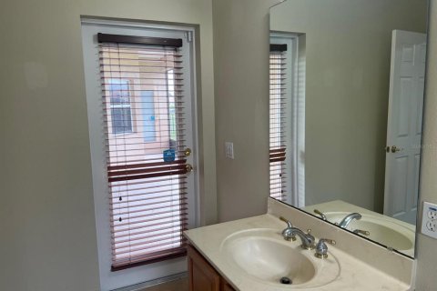 Casa en alquiler en Kissimmee, Florida, 4 dormitorios, 227.8 m2 № 1771487 - foto 30