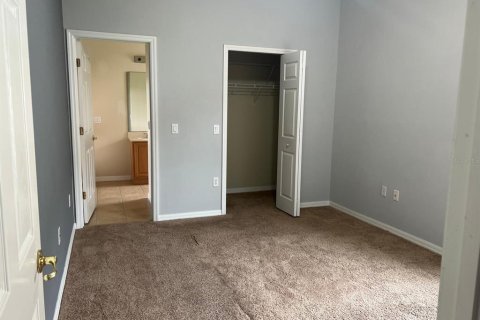 Casa en alquiler en Kissimmee, Florida, 4 dormitorios, 227.8 m2 № 1771487 - foto 28