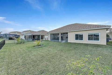 Casa en alquiler en Kissimmee, Florida, 4 dormitorios, 227.8 m2 № 1771487 - foto 5