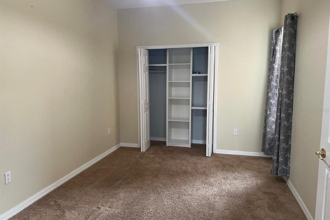 Casa en alquiler en Kissimmee, Florida, 4 dormitorios, 227.8 m2 № 1771487 - foto 24