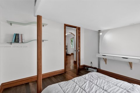 Casa en venta en Miami, Florida, 3 dormitorios, 220.83 m2 № 1999882 - foto 17