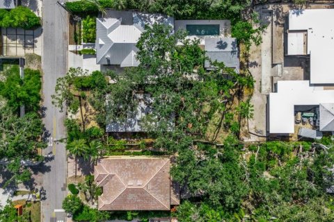 House in Sarasota, Florida 3 bedrooms, 123 sq.m. № 1743729 - photo 3