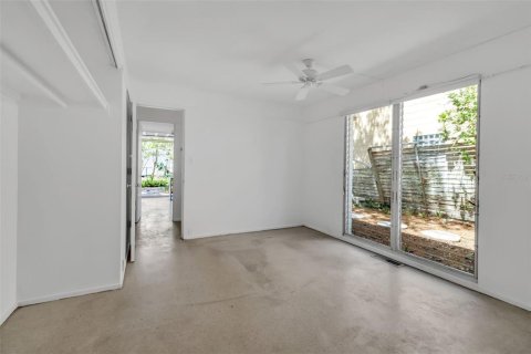 House in Sarasota, Florida 3 bedrooms, 123 sq.m. № 1743729 - photo 26