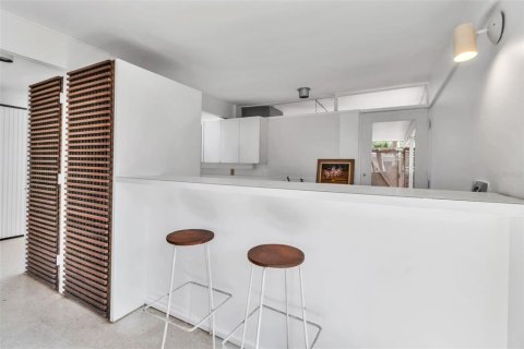 House in Sarasota, Florida 3 bedrooms, 123 sq.m. № 1743729 - photo 19