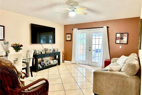 Casa en alquiler en Orlando, Florida, 3 dormitorios, 153.94 m2 № 1847400 - foto 6
