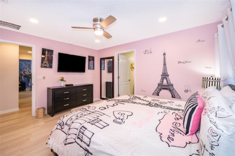 Touwnhouse à vendre à Kissimmee, Floride: 5 chambres, 188.03 m2 № 2122967 - photo 21